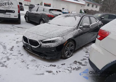 2023 BMW 228 Gran Coupe I xDrive z USA, uszkodzony, nr VIN WBA73AK04P7M61838